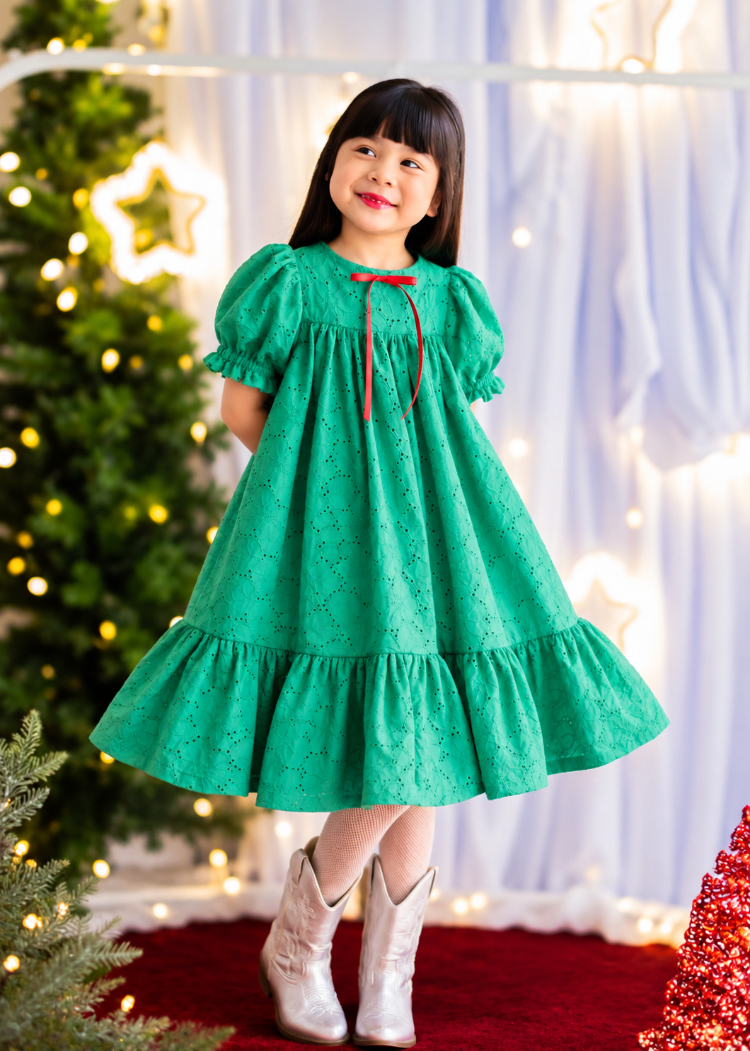 Noelle | Embroidred Green - Image 1
