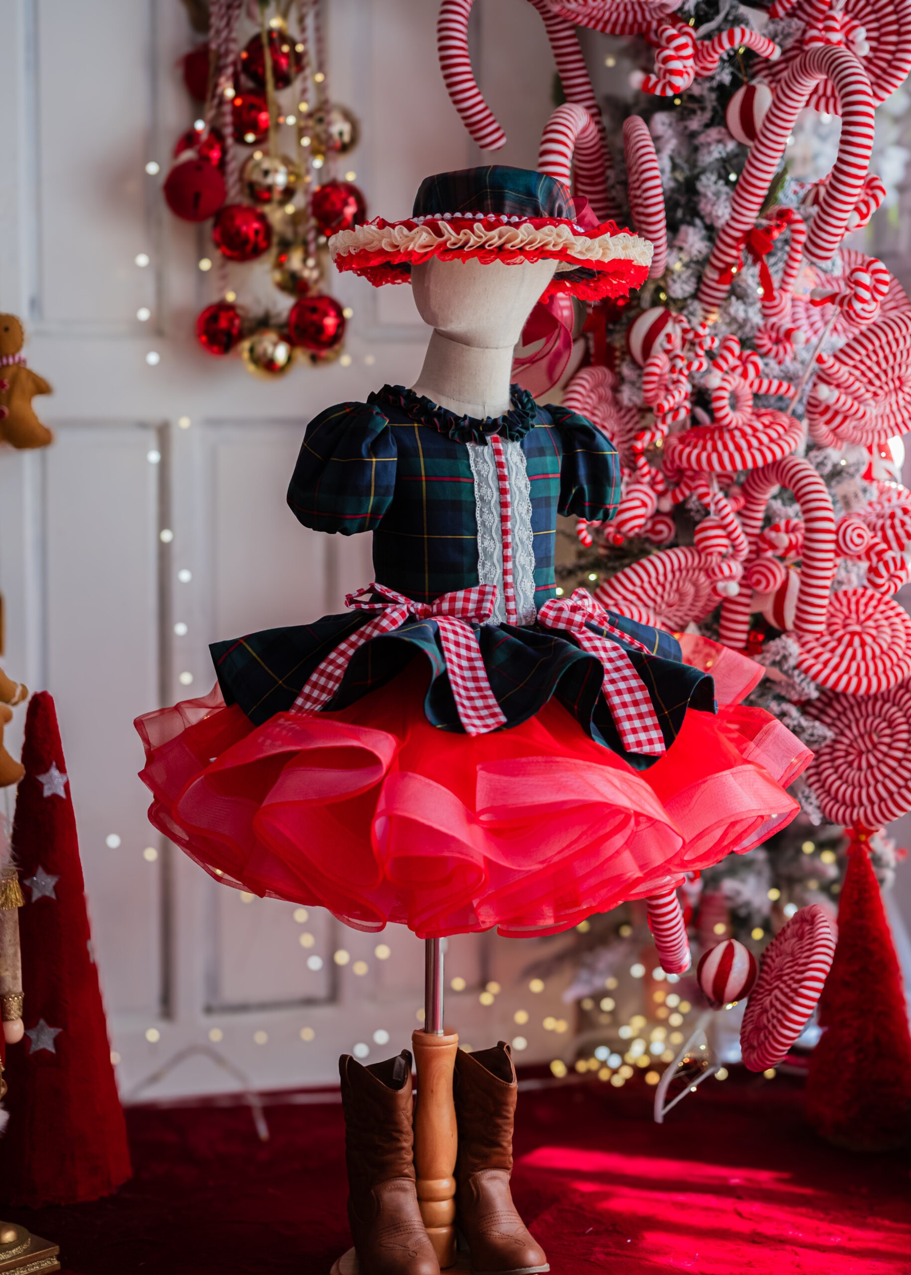 Miss Merry Vintage - Image 4